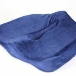 مقعد جلوس طبي لآلام العصعص بميموري فوم - أفضل راحة ودعم